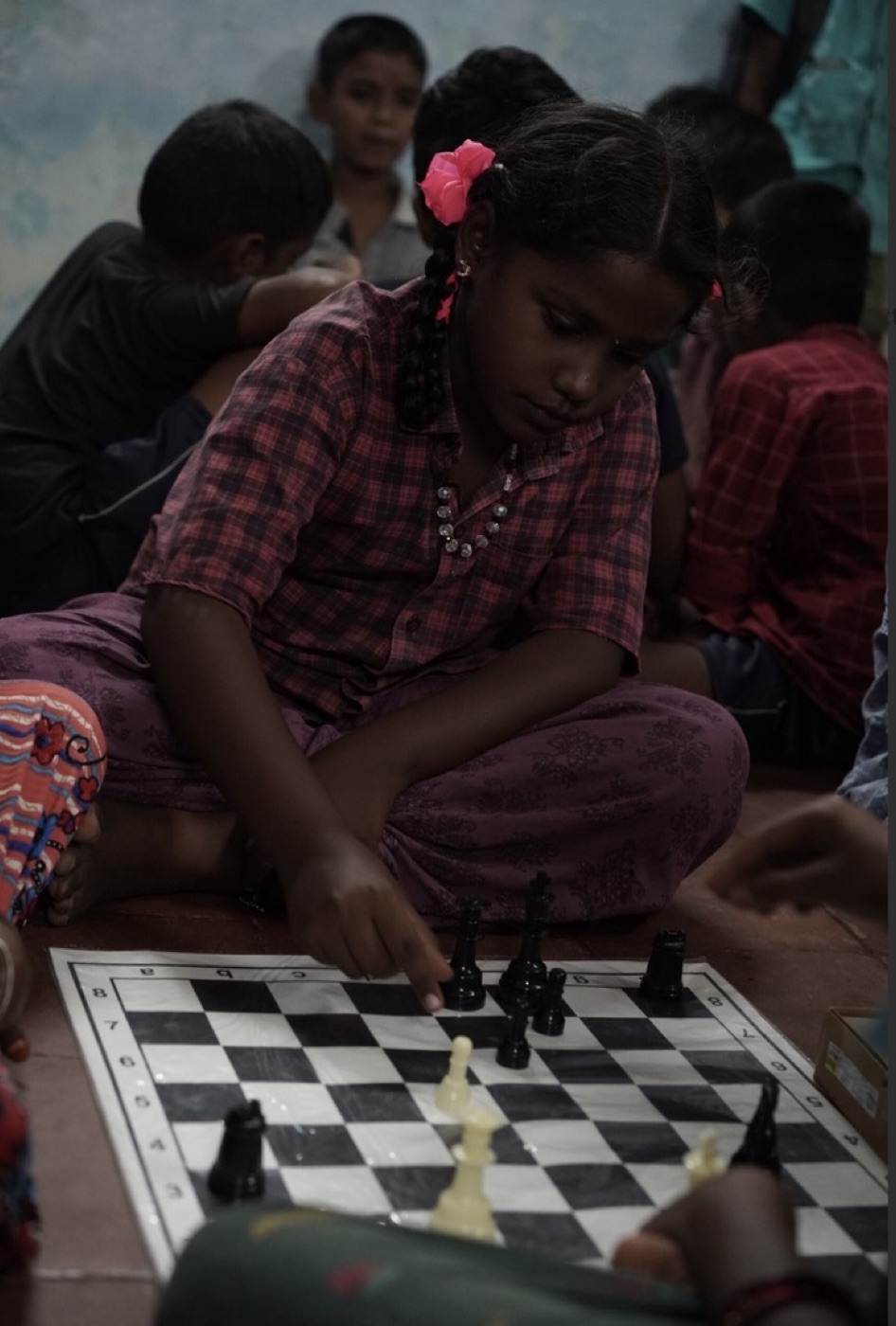 A student lines up her next move.